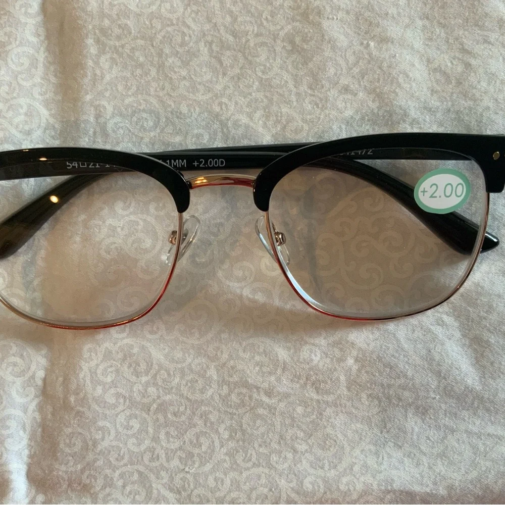 Aldi Batavia IL 60510 841472 54-21-142 PD62+/-1MM +2.00D Eyeglasses Men’s Black